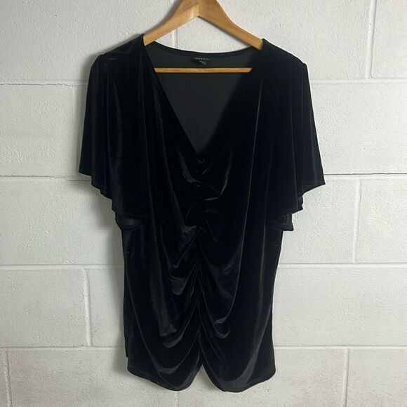 Torrid black velvet shirred-front stretch flutter sleeve top - Picture 1 of 5